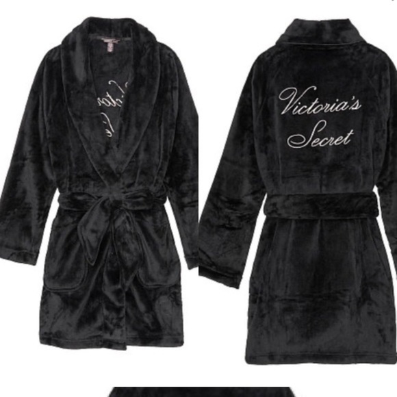 Victoria's Secret Intimates & Sleepwear Nwt Victorias Secret Short Cozy Robe Plushlounge